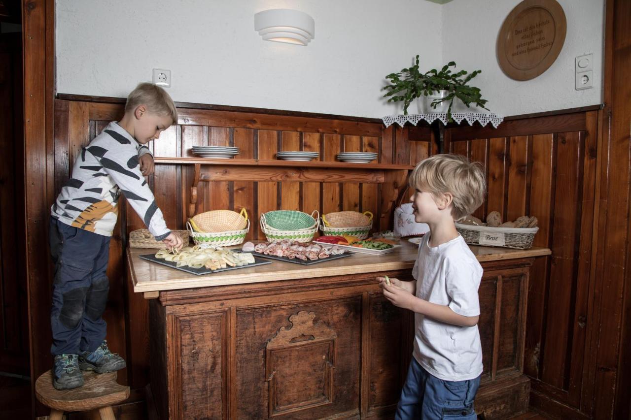 Hotel Schullerhof à Hermagor-Pressegger See Extérieur photo
